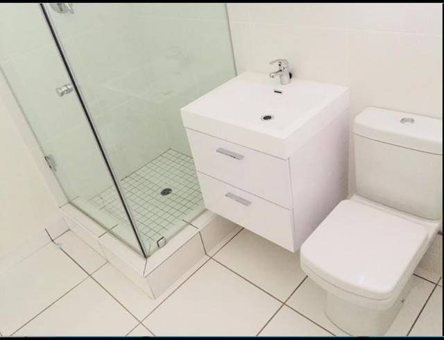 1 BEDROOM APARTMENT FOR SALE IN FOURWAYS